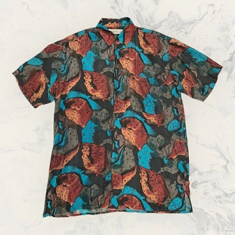 Huk A Poo Mens Short Sleeve Silk Collared Putting Up Size Medium